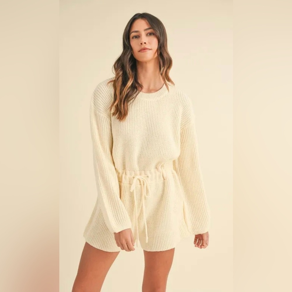 Round Neck Long Sleeve Sweater Romper